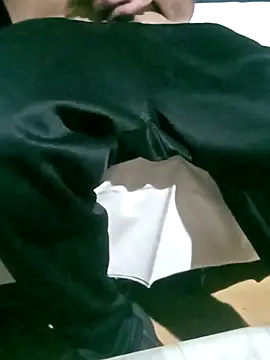 Snapshot of Olitahl chatting on October 2, 10:14 pm Olitahl online show from October 2, 10:14 pm