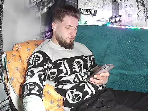 jimmyy  online show from March 24, 11:19 pm