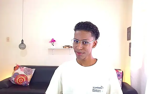 maiki18  online show from February 26, 1:41 pm