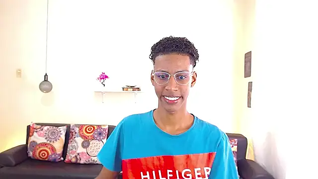 maiki18  online show from February 24, 1:53 pm