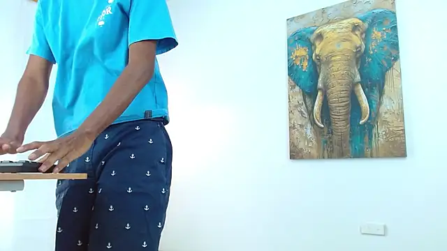 maiki18  online show from September 11, 2:27 pm