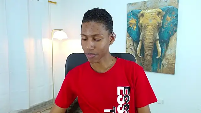 maiki18  online show from September 25, 8:41 pm