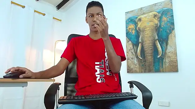 maiki18  online show from September 10, 2:16 pm