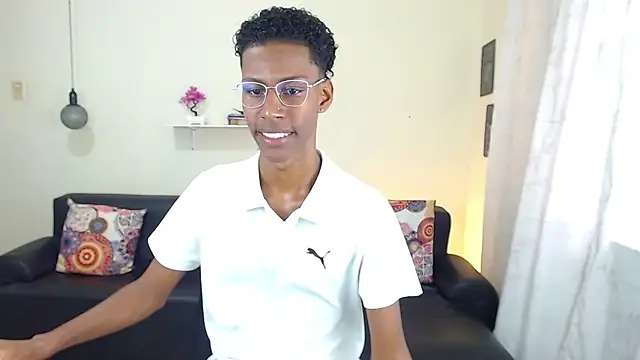 maiki18  online show from January 27, 1:30 pm