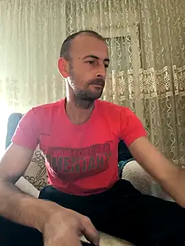 Snapshot of Cirkon1984 chatting on February 13, 2:42 pm Cirkon1984 online show from February 13, 2:42 pm