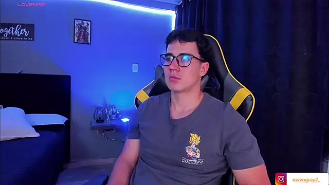 owengray2n online show from October 16, 11:46 pm