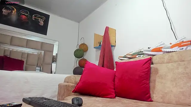 jadenf1 online show from February 17, 1:48 am