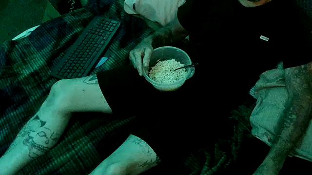 TheOneYouLove69 online show from March 15, 10:16 pm