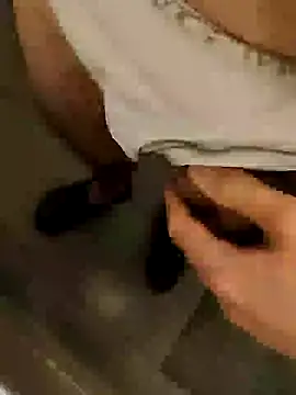 Snapshot of bossofpanty94 chatting on January 24, 9:47 pm bossofpanty94 online show from January 24, 9:47 pm