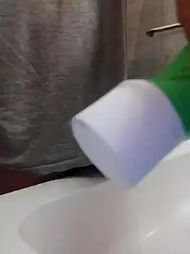 Snapshot of bossofpanty94 chatting on February 5, 10:01 pm bossofpanty94 online show from February 5, 10:01 pm