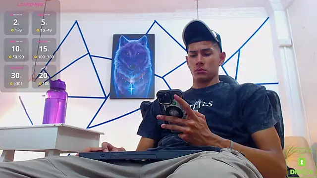 Valerio 20 online show from December 13, 8:15 pm