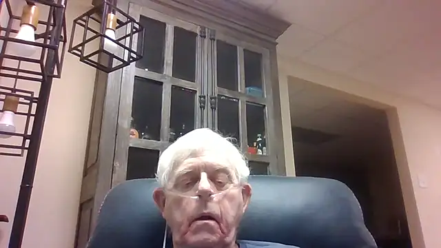 bootlegmanz online show from March 8, 2:43 pm