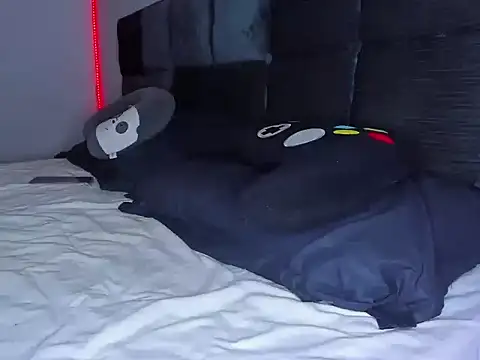 Alexander Martines online show from January 7, 2:05 am