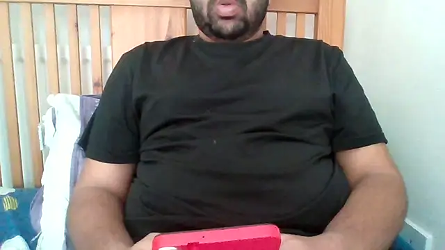 whoreboi98 online show from June 17, 1:24 pm