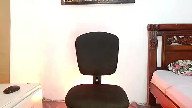 Yeiko Park2 online show from April 5, 3:30 pm