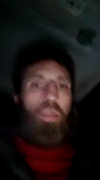 Snapshot of otterlover123 chatting on February 23, 3:39 am otterlover123 online show from February 23, 3:39 am