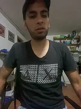 YouBad boy31 online show from January 16, 7:49 am