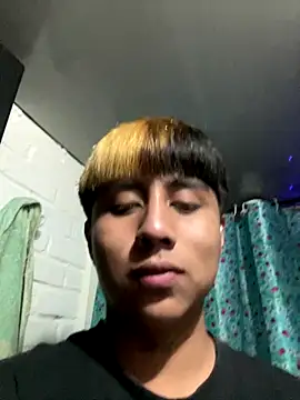 Snapshot of FlpGmz chatting on September 29, 11:55 pm FlpGmz online show from September 29, 11:55 pm