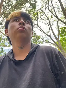 Snapshot of FlpGmz chatting on September 27, 5:55 pm FlpGmz online show from September 27, 5:55 pm