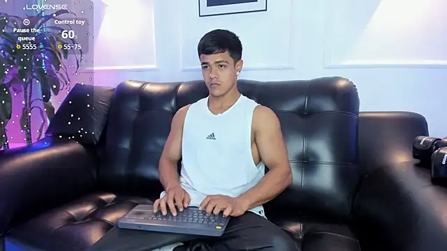 Rob saenz  online show from November 5, 3:47 pm