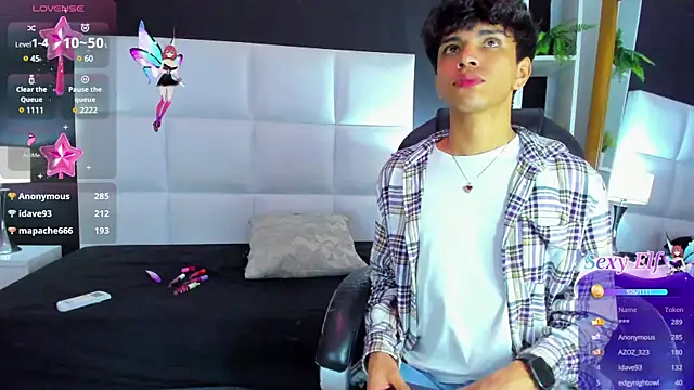 Santy carrington online show from December 19, 7:51 am