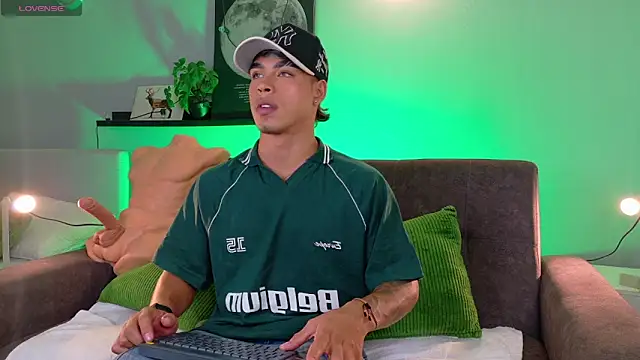 Ken-boy  online show from April 9, 8:53 am