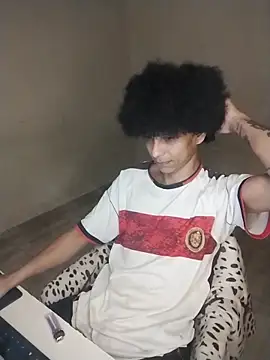 cardrey05 online show from December 22, 6:43 am