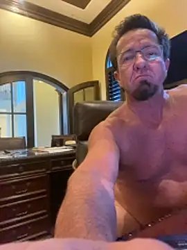 sluttydylan online show from November 28, 3:03 pm