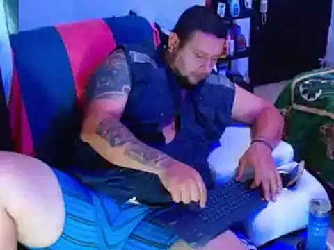 Snapshot of Michaell_Myerss_ chatting on March 7, 8:55 pm Michaell Myerss  online show from March 7, 8:55 pm