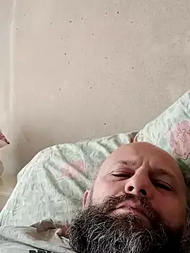 Snapshot of AlexandruCsaba chatting on February 27, 9:32 am AlexandruCsaba online show from February 27, 9:32 am