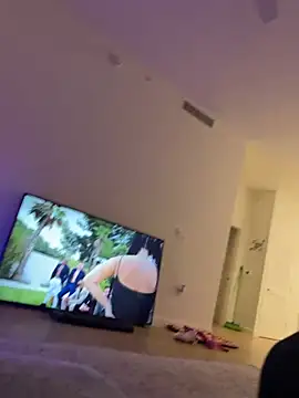 juicyj1311 online show from February 4, 5:35 am