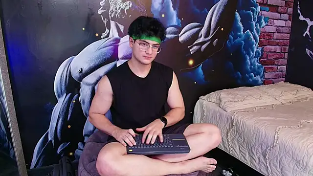 Snapshot of Mark_Evans1_ chatting on March 6, 6:59 pm Mark Evans1 online show from March 6, 6:59 pm