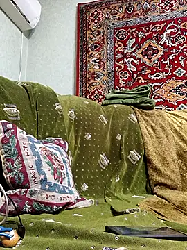 Pineapple04 online show from February 21, 5:25 pm