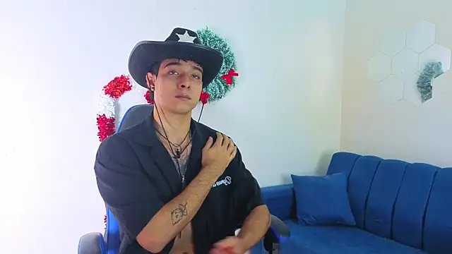 Demitryo online show from December 22, 4:20 am