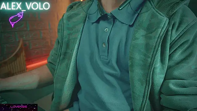 alex-volo online show from December 13, 10:08 am