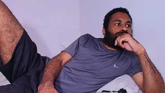 KaelMoreau online show from March 17, 8:50 am