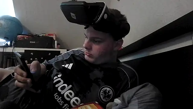 Nicolasjlhkjzl online show from April 30, 1:51 pm