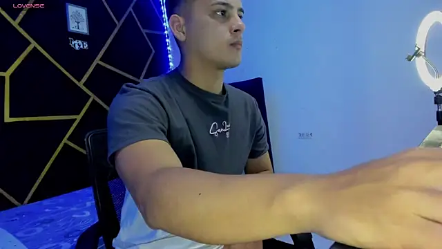 JANER 03 online show from December 12, 3:48 pm