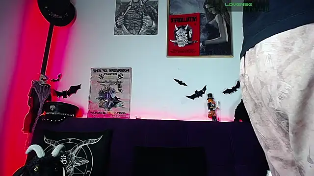 blckwolf 6 online show from November 3, 6:43 pm