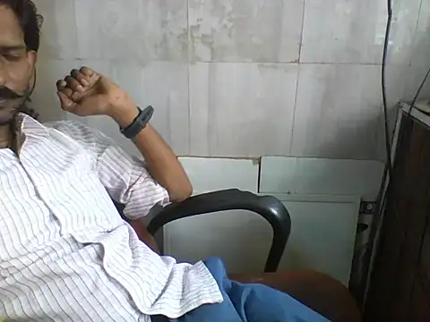 Desi GfBf online show from October 31, 6:39 am