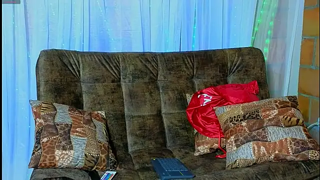 ERIC HARRISON online show from December 5, 1:25 am