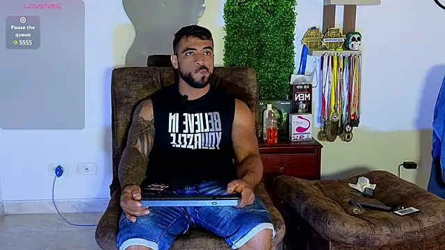 ERIC HARRISON online show from March 8, 1:23 pm