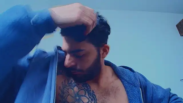 thomas gun online show from March 6, 6:38 pm