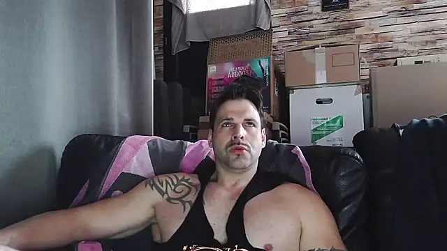 XxBigboybandxX online show from February 20, 3:47 pm