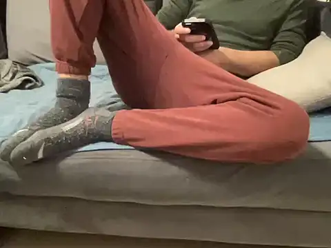 4small4inchlol online show from January 7, 10:04 pm