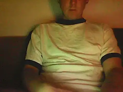 Snapshot of Sunnygun0 chatting on March 16, 6:44 pm Sunnygun0 online show from March 16, 6:44 pm