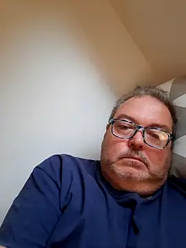 bluangelo online show from November 25, 1:24 pm