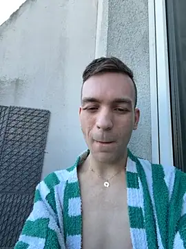 nickdtr online show from April 11, 1:25 pm