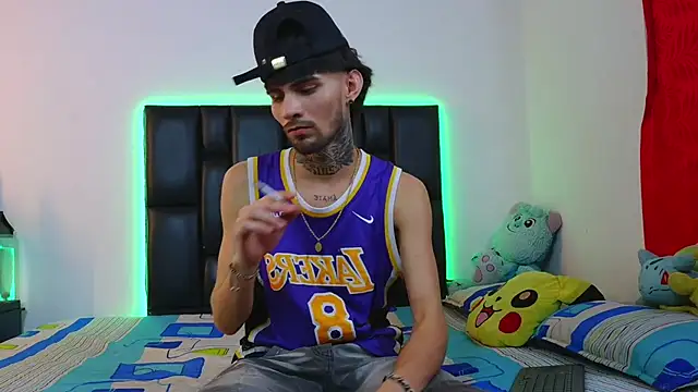 Brutal Sex Fucking online show from June 3, 3:08 am