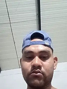 travieso2893 online show from October 6, 3:22 am